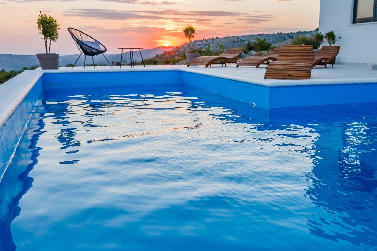 Villa Zlatno Sunce In The Hills Near Trogir Vrsine Extérieur photo