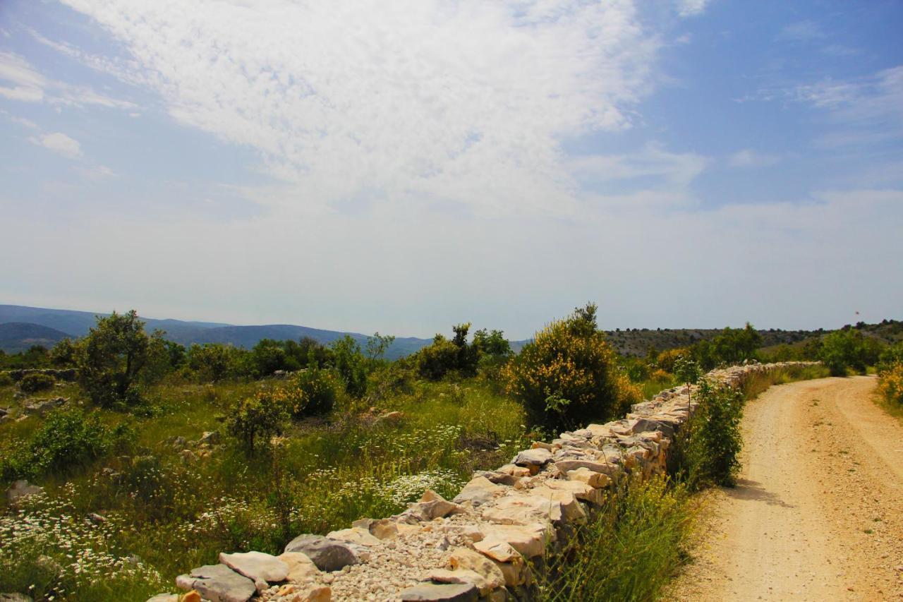 Villa Zlatno Sunce In The Hills Near Trogir Vrsine Extérieur photo