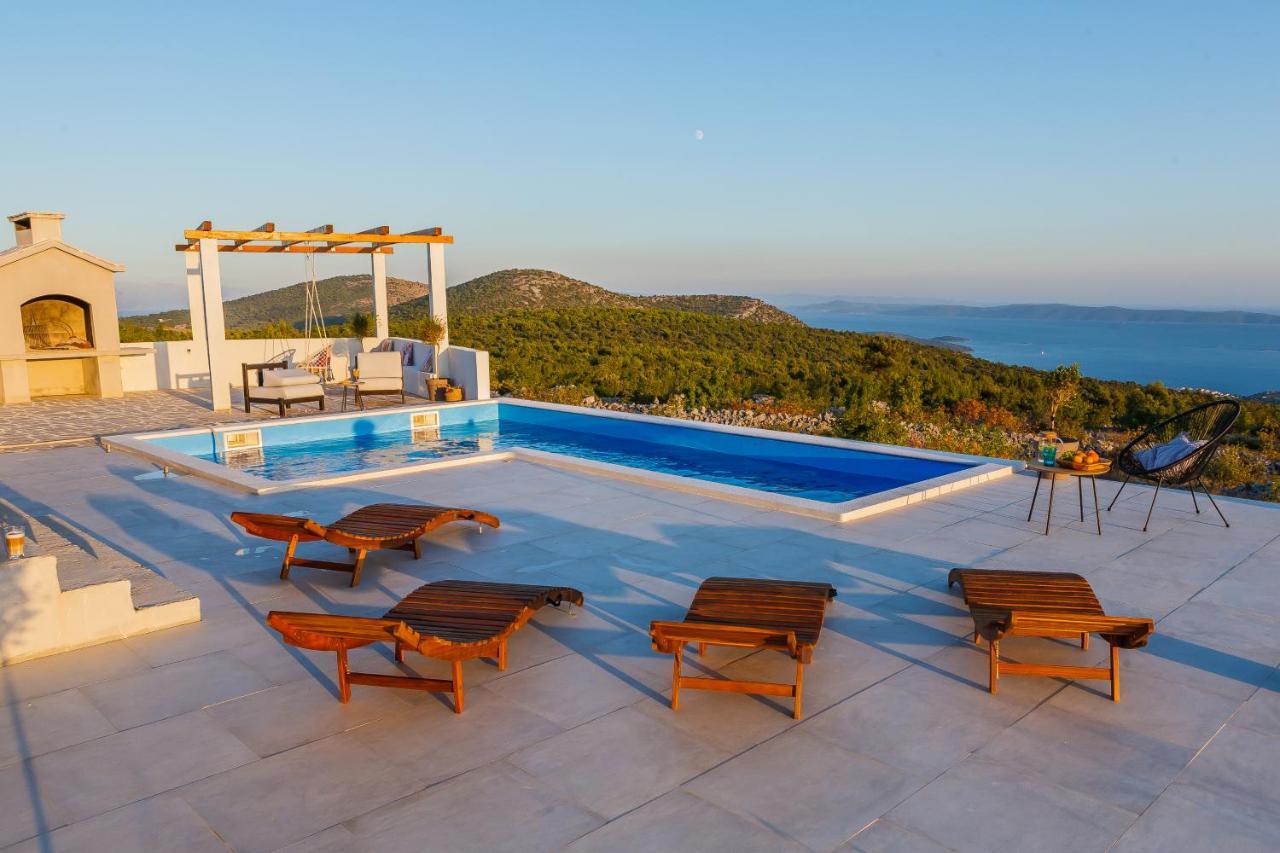 Villa Zlatno Sunce In The Hills Near Trogir Vrsine Extérieur photo