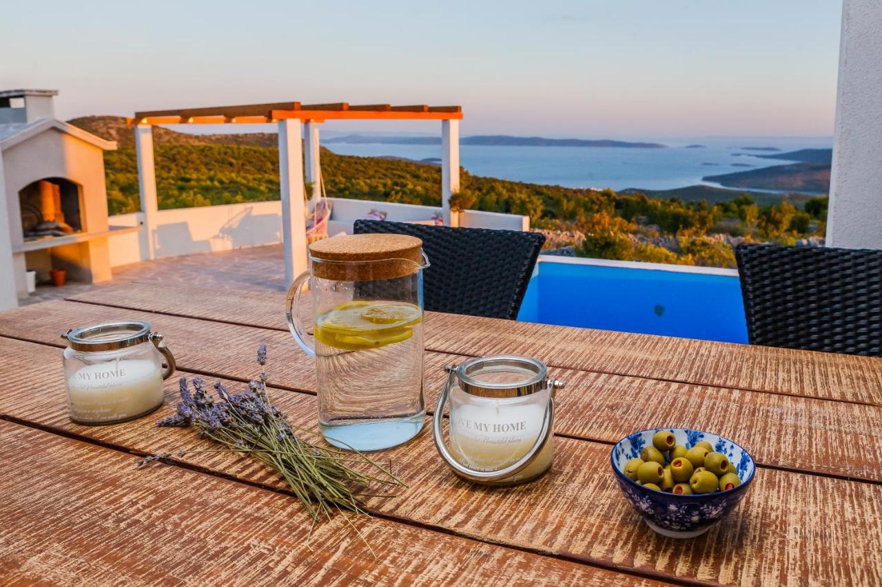 Villa Zlatno Sunce In The Hills Near Trogir Vrsine Extérieur photo